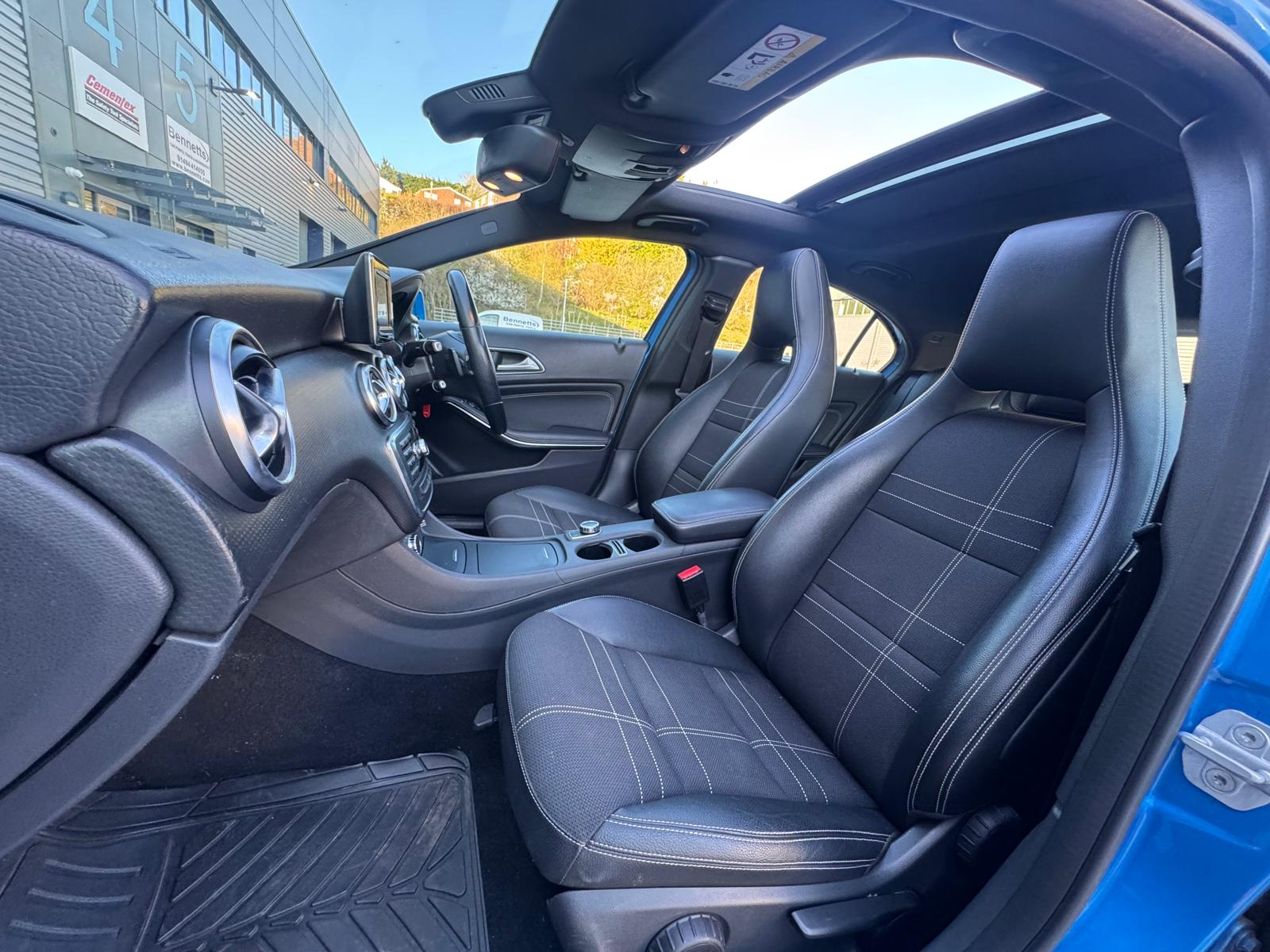 
								Mercedes-Benz A Class Sport (2014) 1.8 A200 CDI Sport Hatchback 5dr Diesel 7G-DCT Euro 5 (s/s) (136 ps) full									