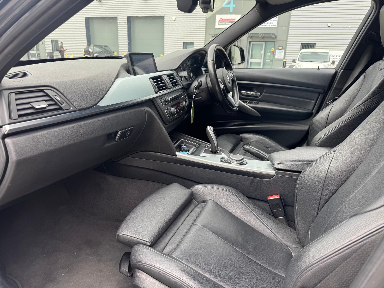 
								BMW 3 Series M Sport (2015) 2.0 320d M Sport Touring 5dr Diesel Auto xDrive Euro 5 (s/s) (184 ps) full									