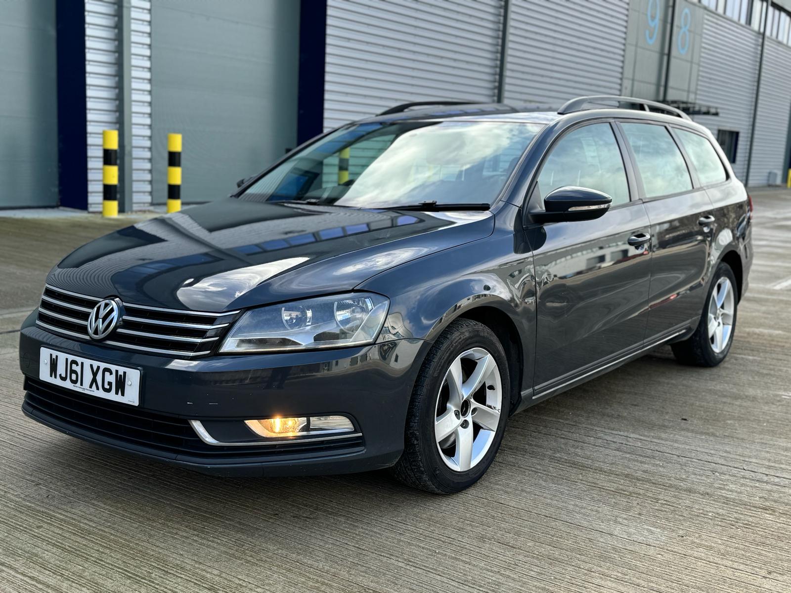 
								Volkswagen Passat S (2011) 2.0 TDI BlueMotion Tech S Estate 5dr Diesel DSG Euro 5 (s/s) (140 ps) full									