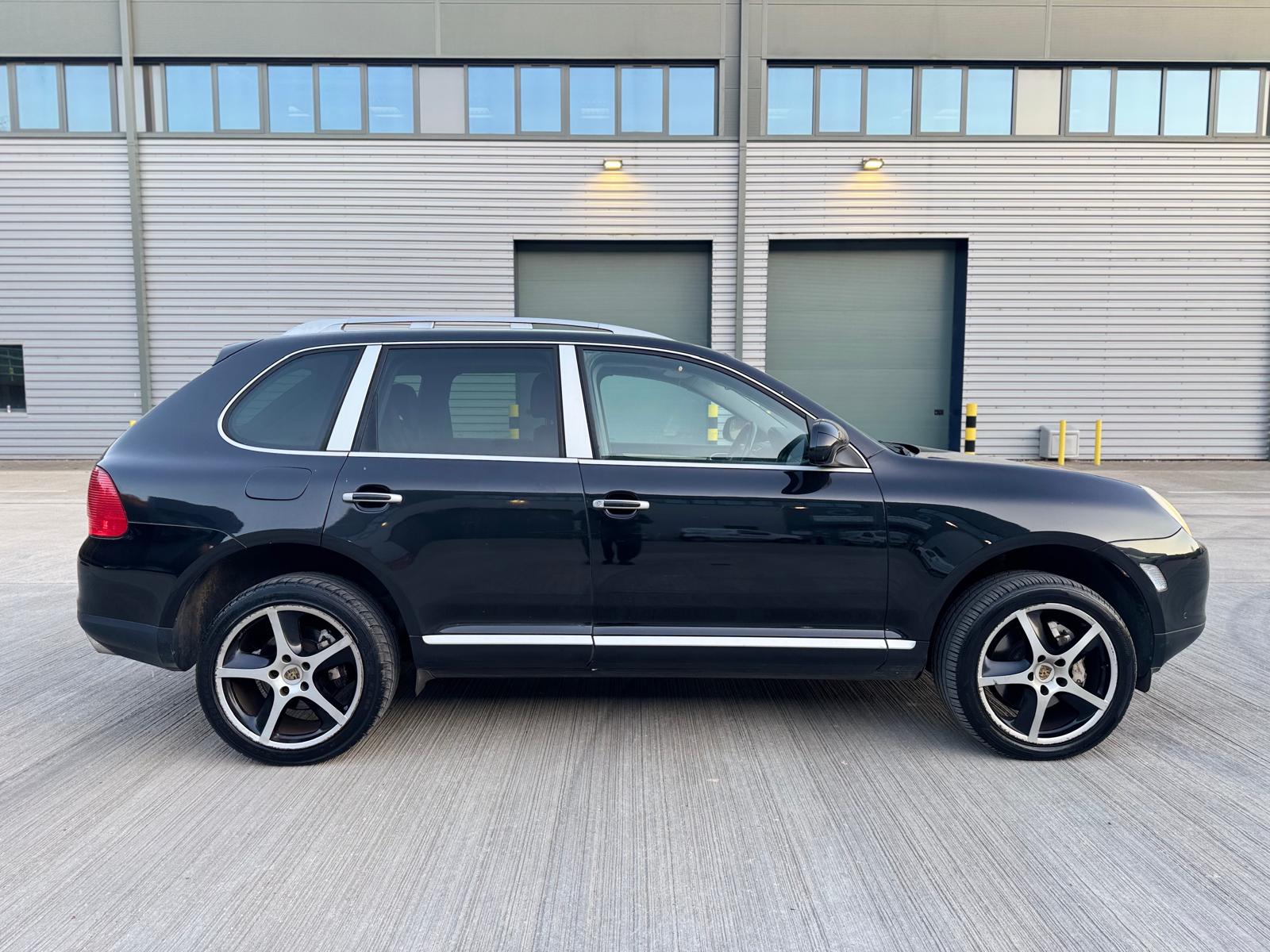
								Porsche Cayenne S (2005) 4.5 S SUV 5dr Petrol Tiptronic S AWD (361 g/km, 340 bhp) full									
