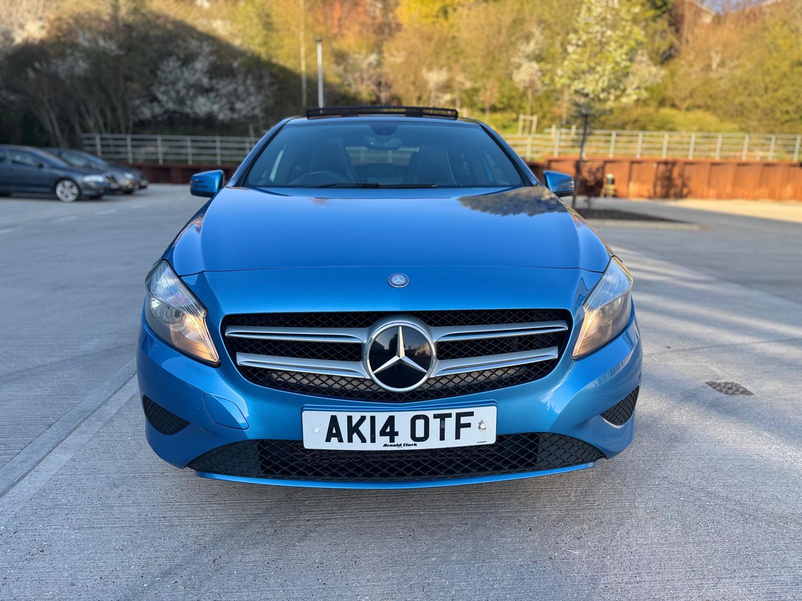 
								Mercedes-Benz A Class Sport (2014) 1.8 A200 CDI Sport Hatchback 5dr Diesel 7G-DCT Euro 5 (s/s) (136 ps) full									