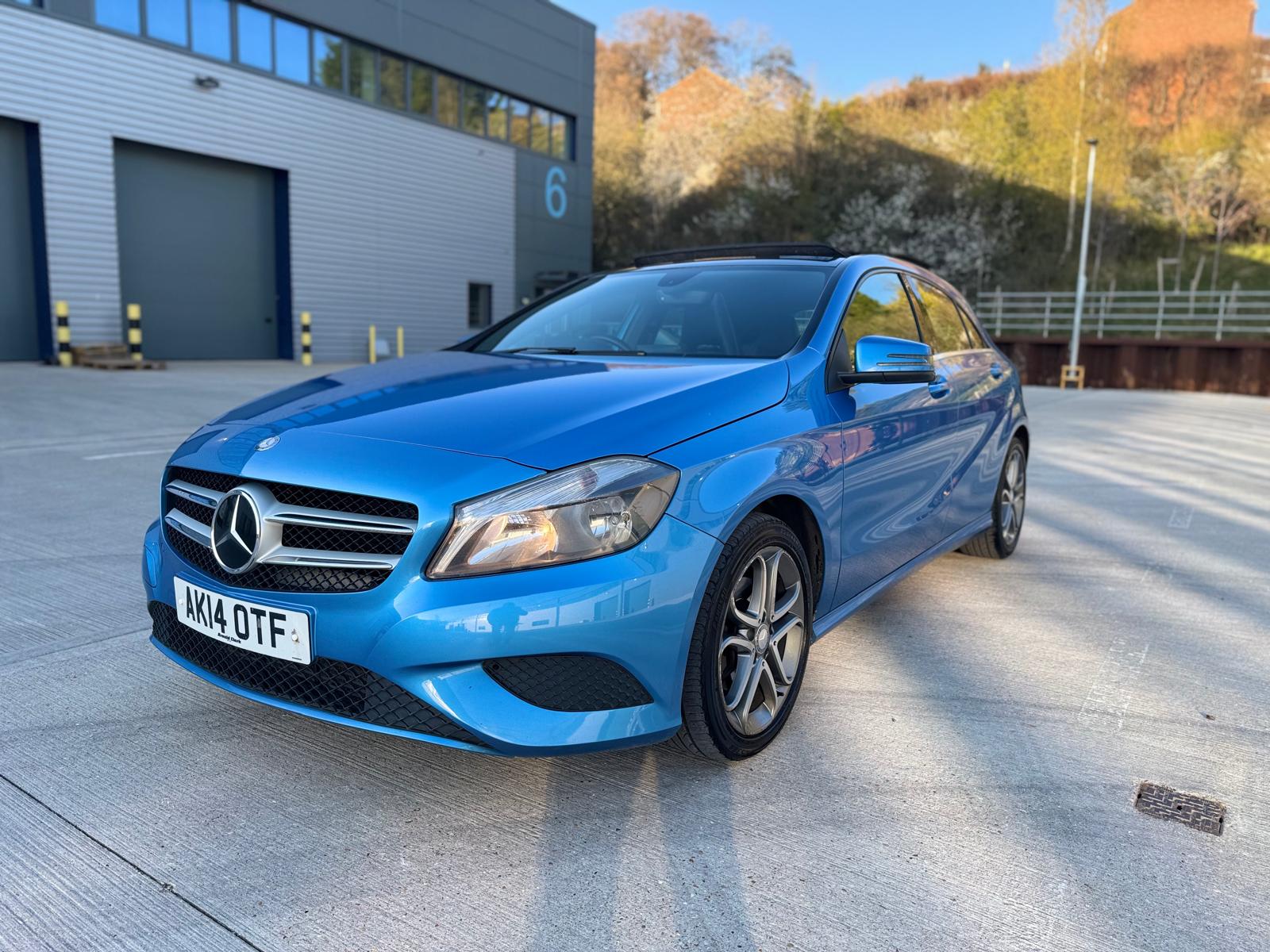 
								Mercedes-Benz A Class Sport (2014) 1.8 A200 CDI Sport Hatchback 5dr Diesel 7G-DCT Euro 5 (s/s) (136 ps) full									