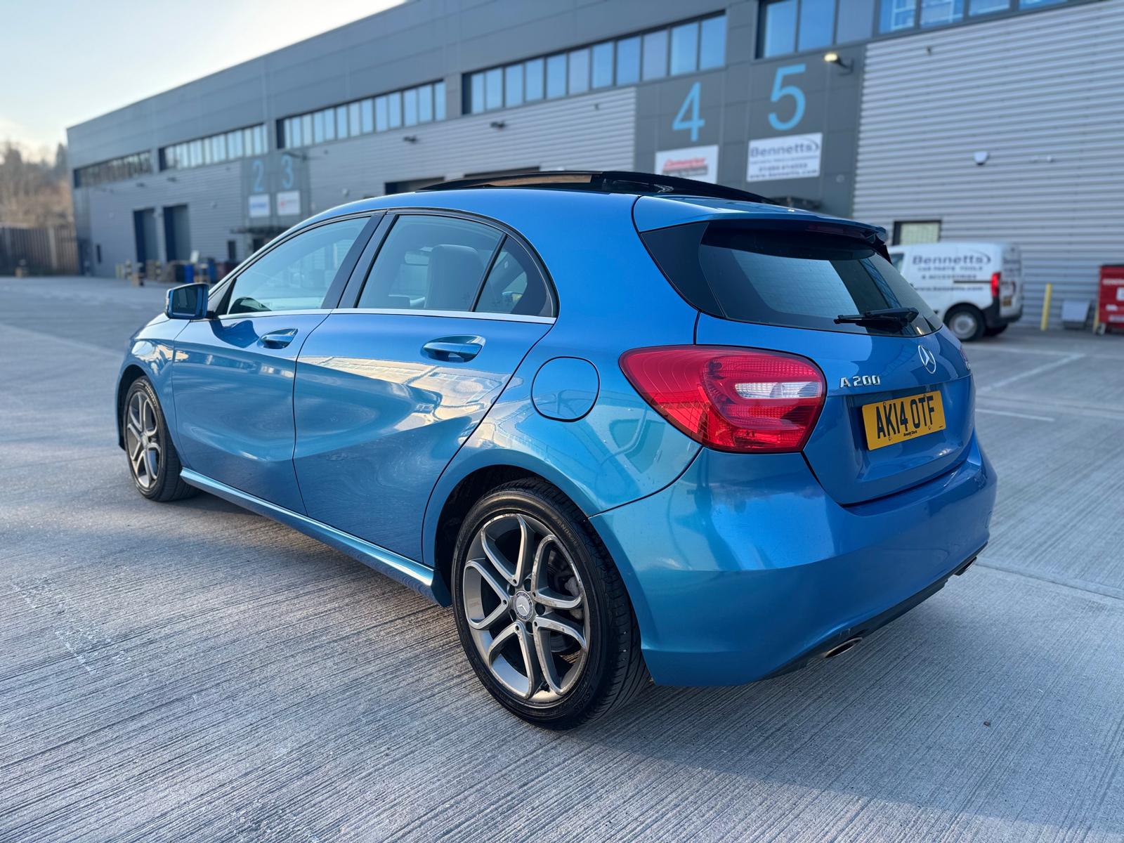 
								Mercedes-Benz A Class Sport (2014) 1.8 A200 CDI Sport Hatchback 5dr Diesel 7G-DCT Euro 5 (s/s) (136 ps) full									