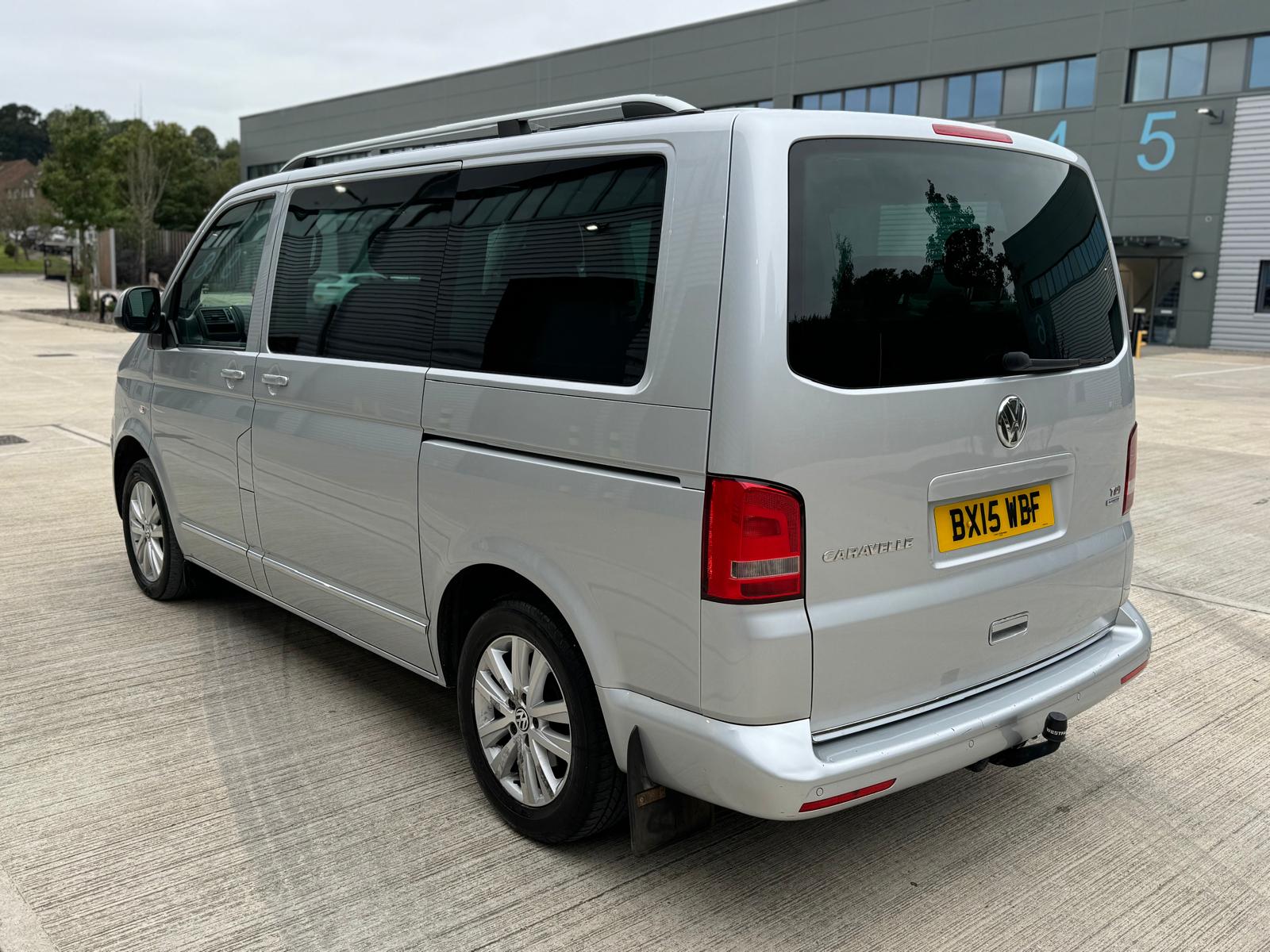 
								Volkswagen Caravelle Executive (2015) 2.0 BiTDI BlueMotion Tech Executive MPV 5dr Diesel DSG Euro 5 (s/s) (180 ps) full									