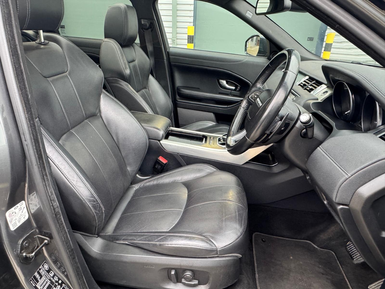 
								Land Rover Range Rover Evoque SE Tech (2018) full									