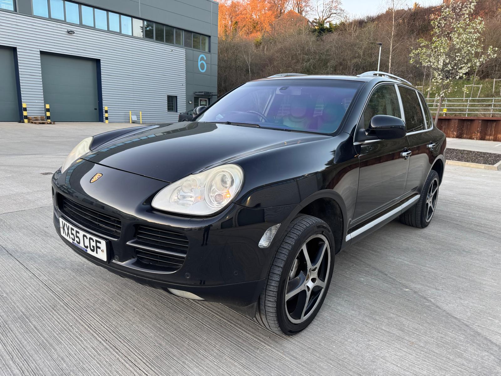 
								Porsche Cayenne S (2005) 4.5 S SUV 5dr Petrol Tiptronic S AWD (361 g/km, 340 bhp) full									