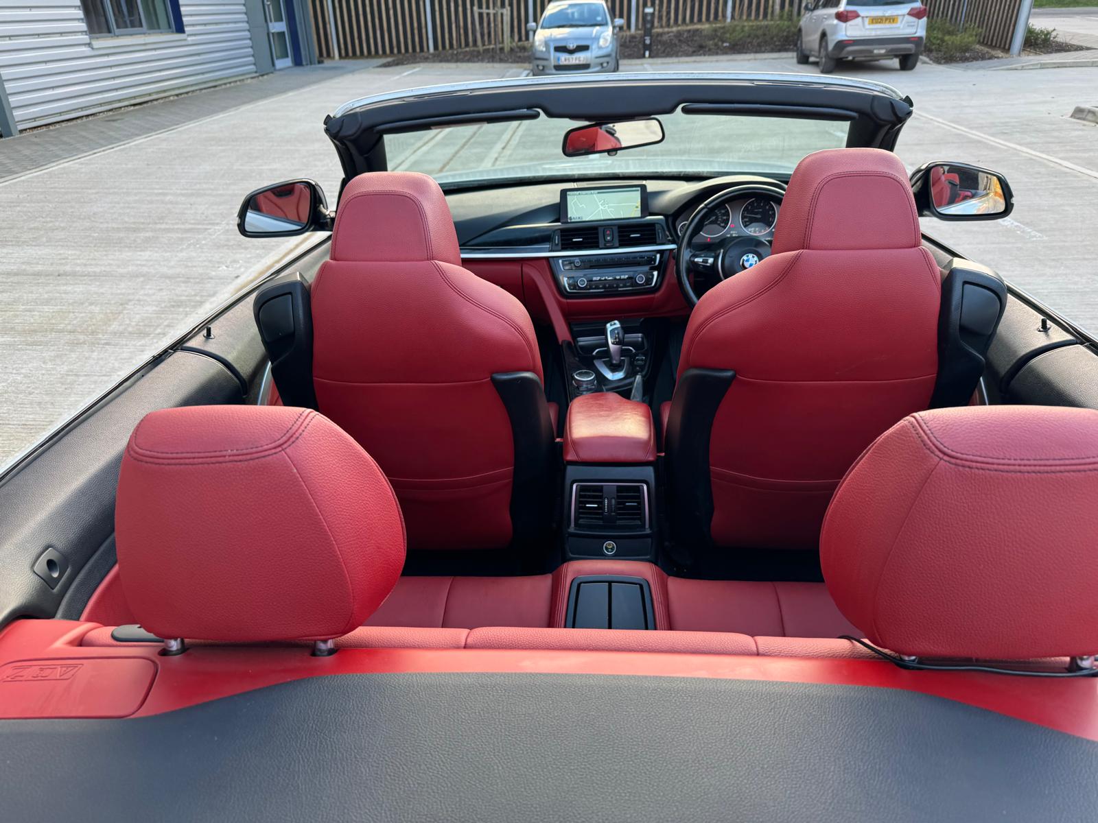 
								BMW 4 Series M Sport (2016)2.0 420i M Sport Convertible 2dr Petrol Auto Euro 6 (s/s) (184 ps) full									