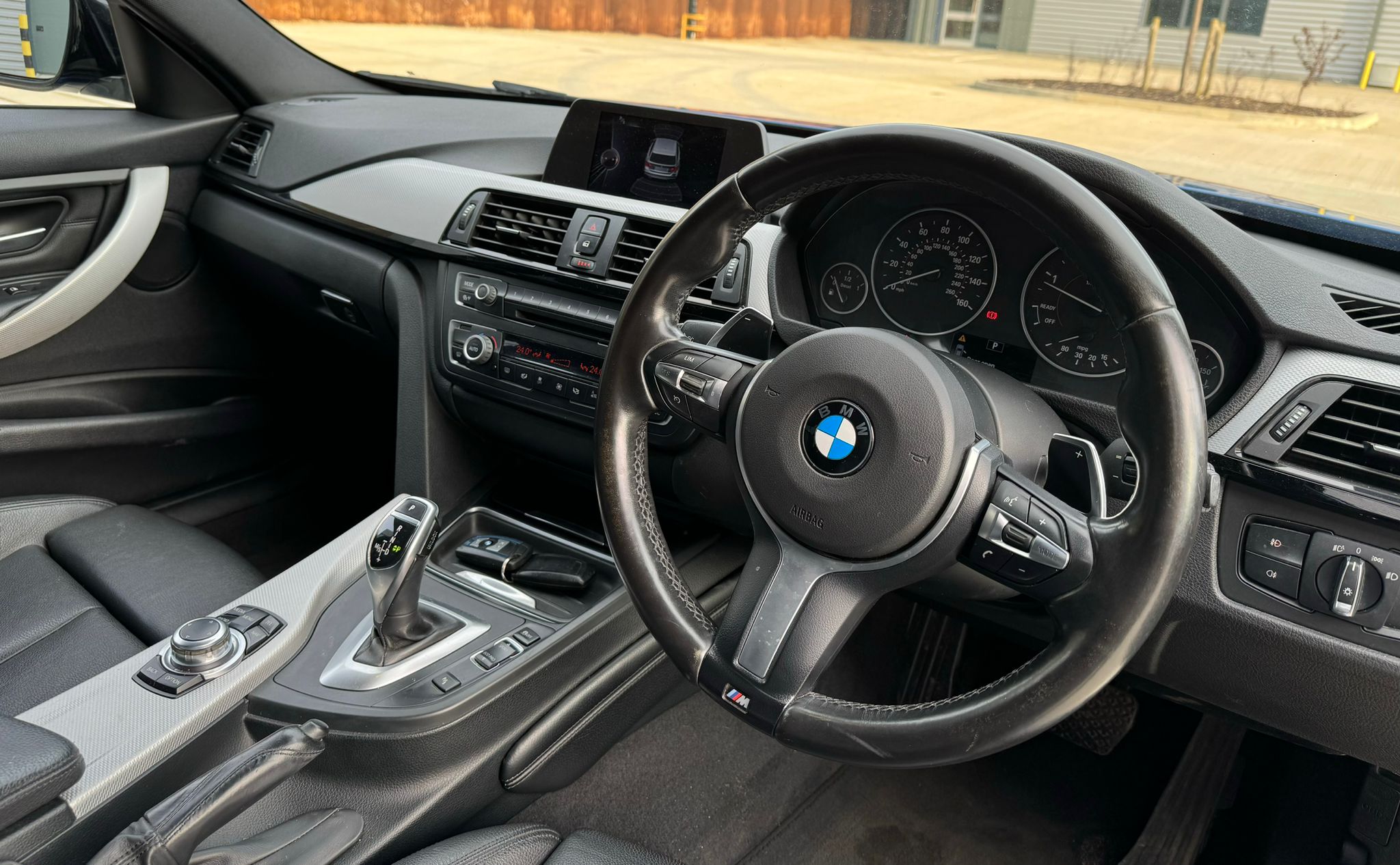 
								BMW 3 Series M Sport (2014)2.0 320d M Sport Touring 5dr Diesel Auto xDrive Euro 5 (s/s) (184 ps) full									