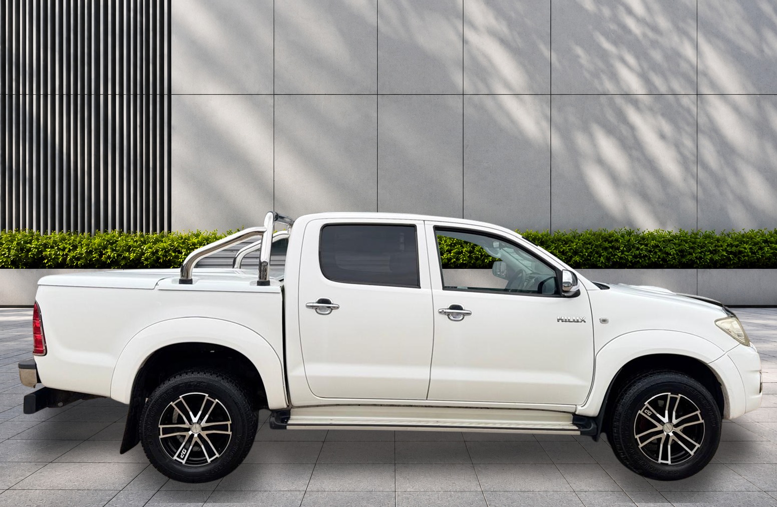 
								Toyota Hilux 2.5 D-4D HL3 4WD 4dr full									