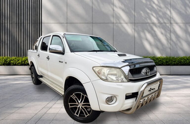Toyota Hilux 2.5 D-4D HL3 4WD 4dr
