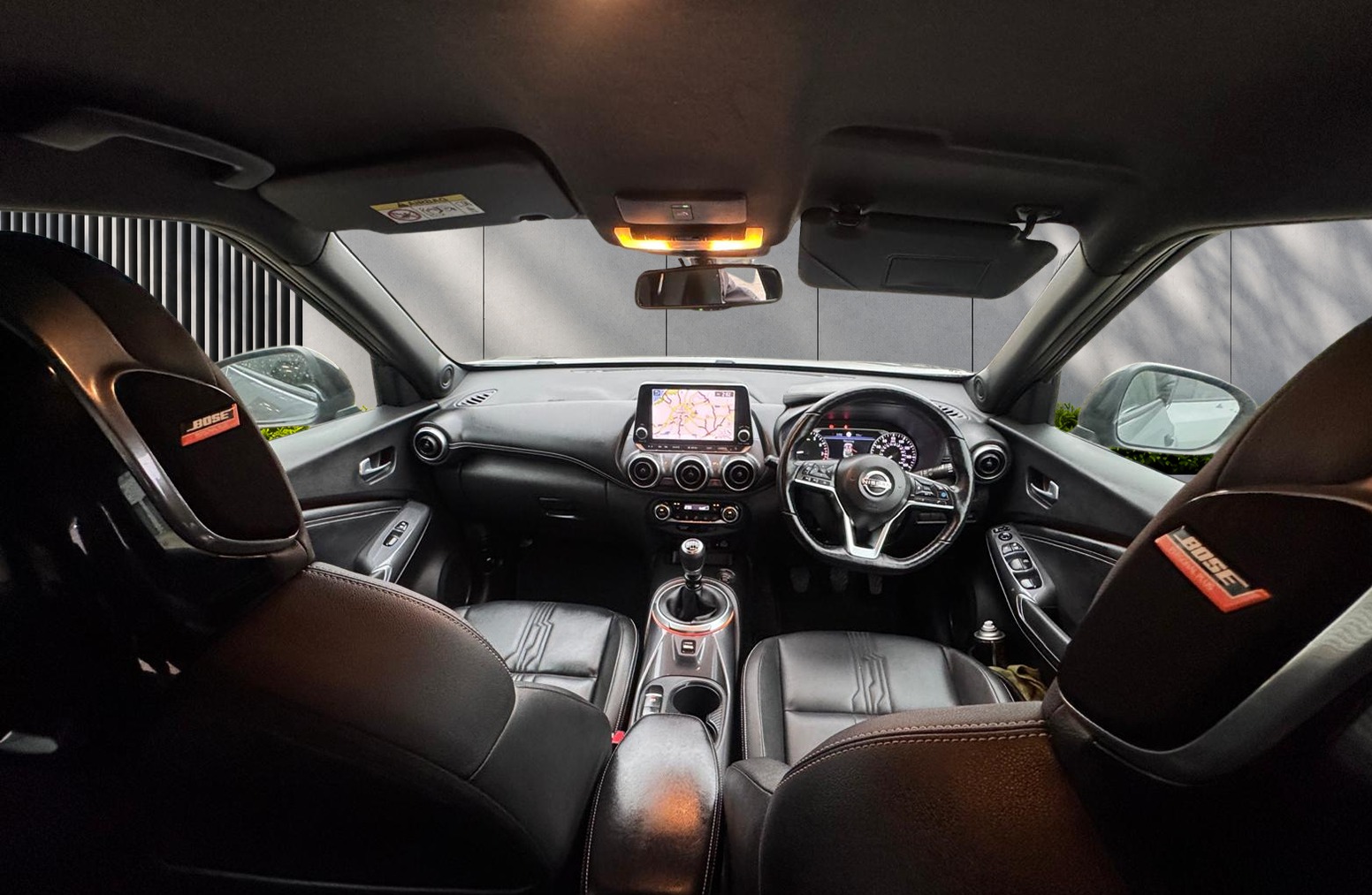 
								Nissan Juke 1.0 DIG-T Tekna Euro 6 (s/s) 5dr full									