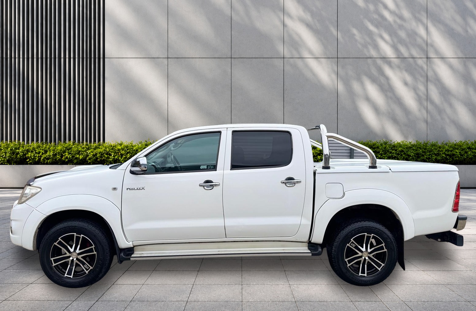 
								Toyota Hilux 2.5 D-4D HL3 4WD 4dr full									