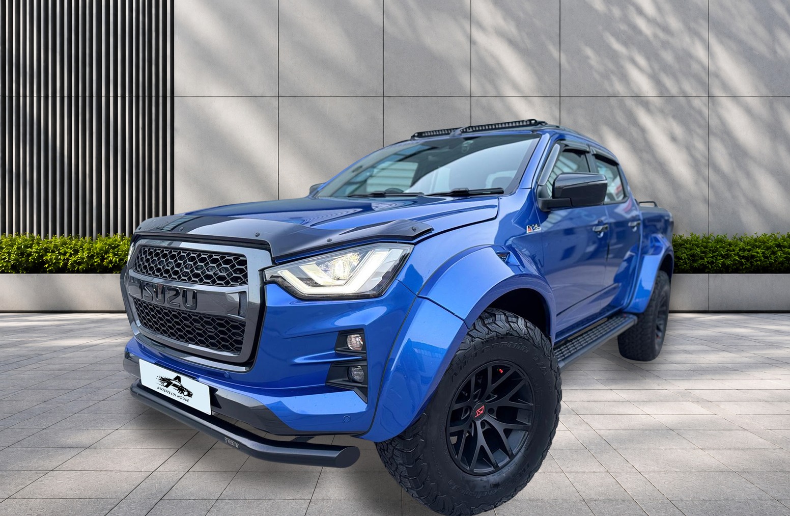 
								Isuzu D-Max 1.9 TD Arctic Trucks AT35 Auto 4WD Euro 6 (s/s) 4dr full									