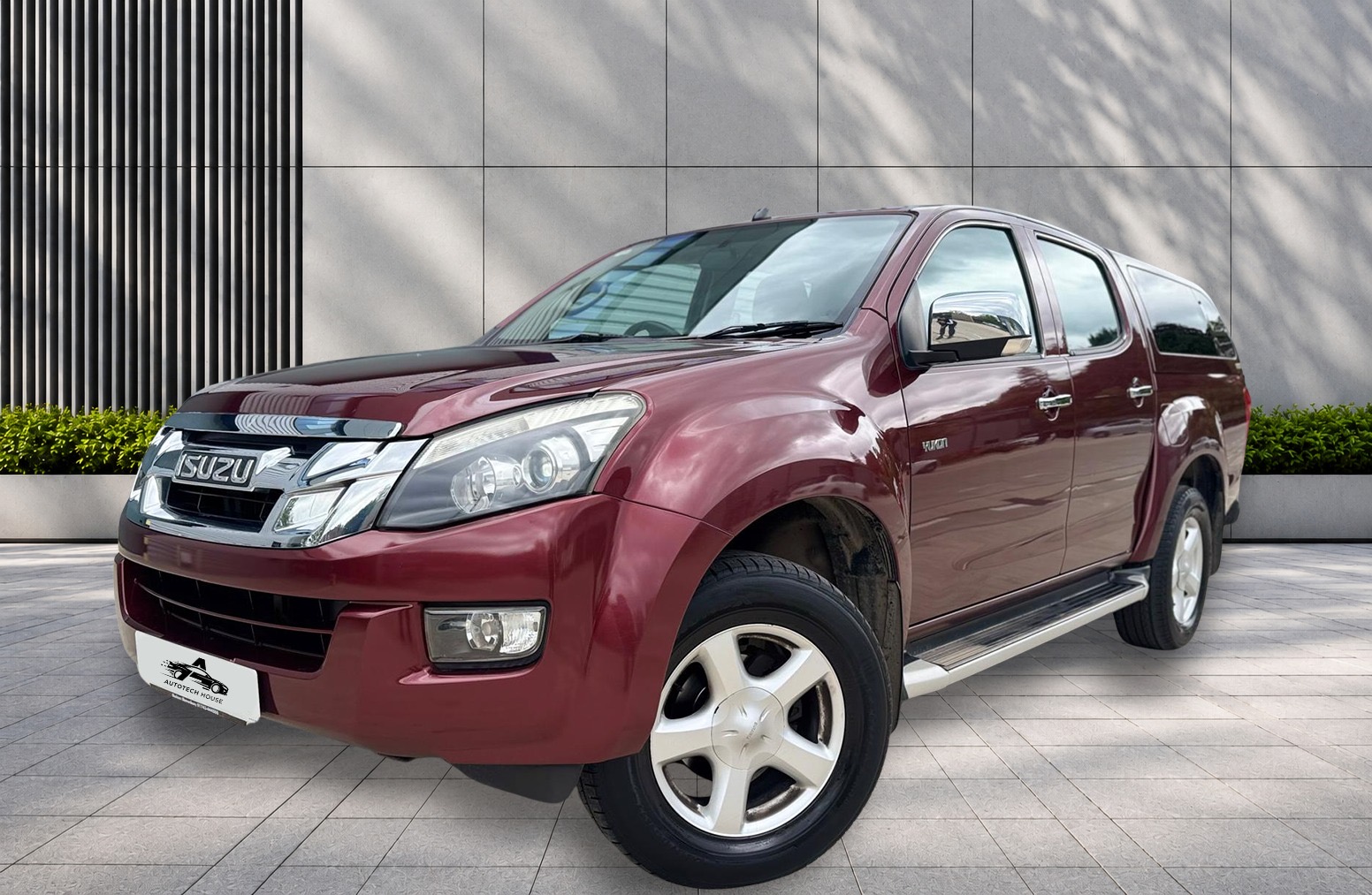 
								Isuzu D-Max 2.5 TD Yukon 4×4 4dr full									