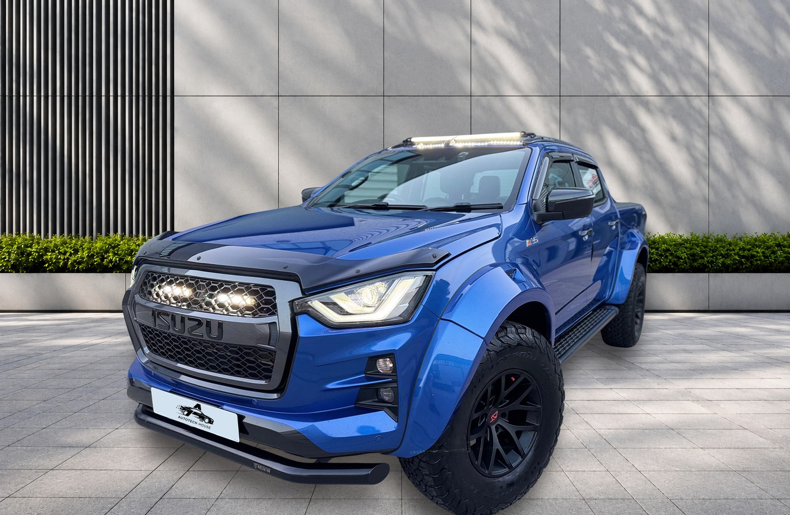 
								Isuzu D-Max 1.9 TD Arctic Trucks AT35 Auto 4WD Euro 6 (s/s) 4dr full									