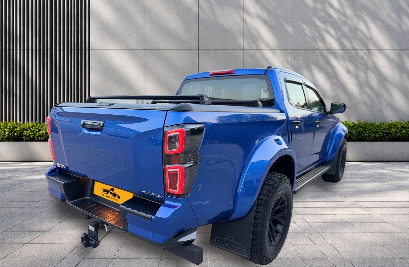 
								Isuzu D-Max 1.9 TD Arctic Trucks AT35 Auto 4WD Euro 6 (s/s) 4dr full									