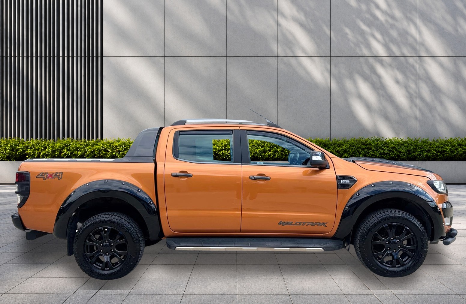 
								Ford Ranger 3.2 TDCi Wildtrak Auto 4WD Euro 5 4dr full									