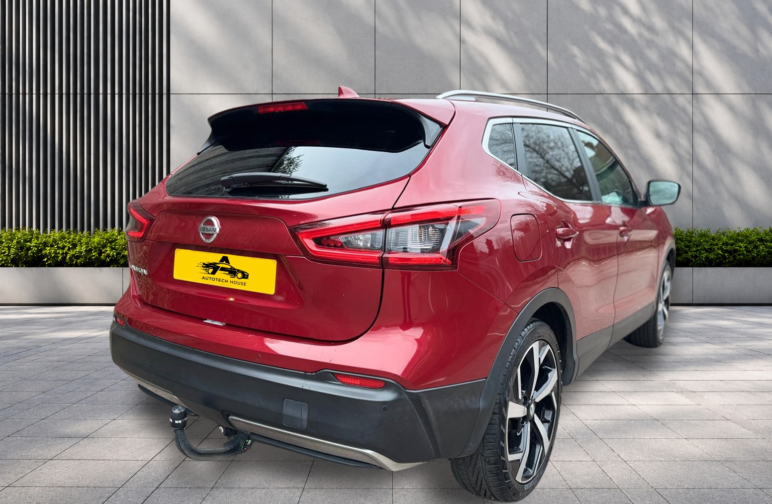 
								NISSAN QASHQAI 1.2 DiG-T Tekna 5dr full									