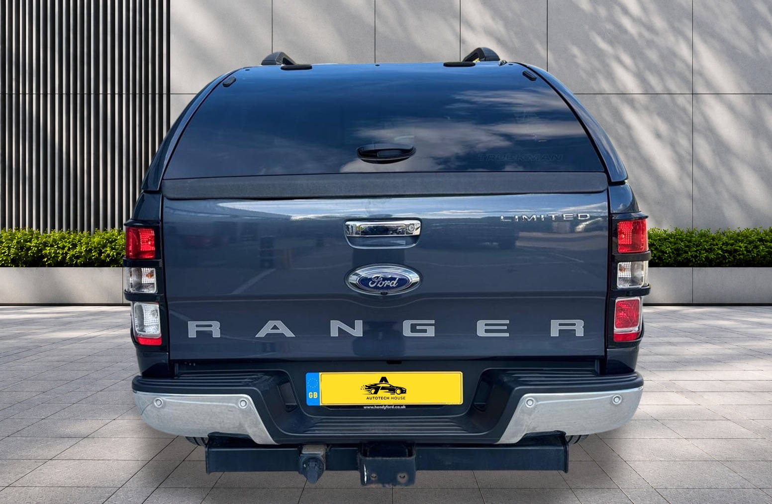 
								Ford Ranger 3.2 TDCi Limited 1 Auto 4WD Euro 6 4dr full									